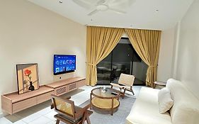 Comfy Beachfront View at Seri Bulan Condominium Teluk Kemang Beach